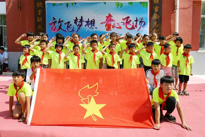 公司工會繼續開展為泗水山推圣愛小學的捐贈活動